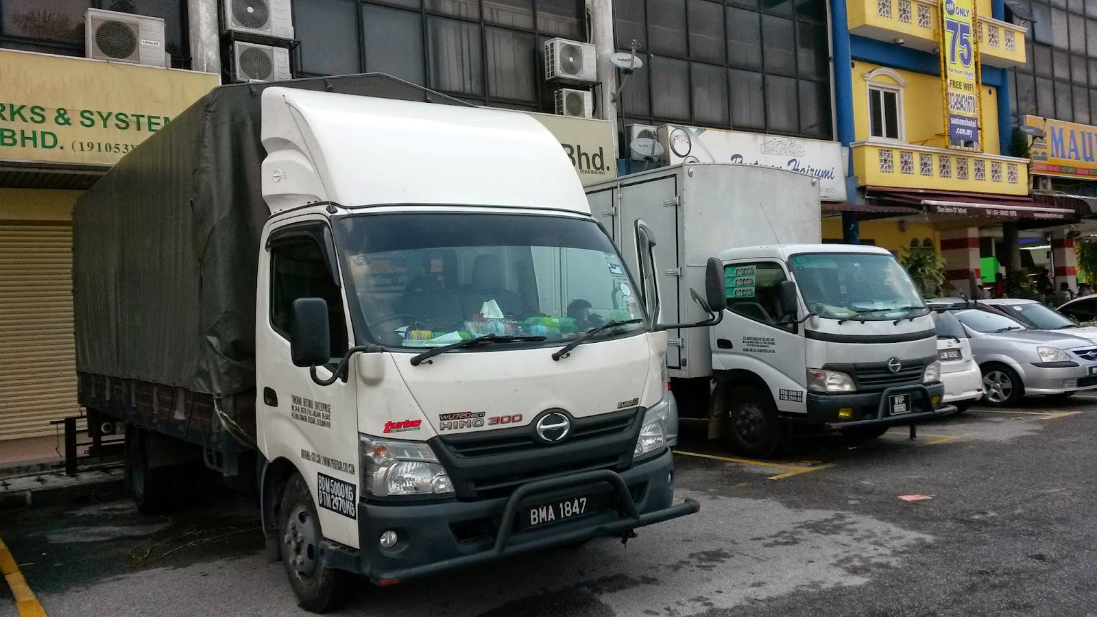 Lorry For Rent Melawati