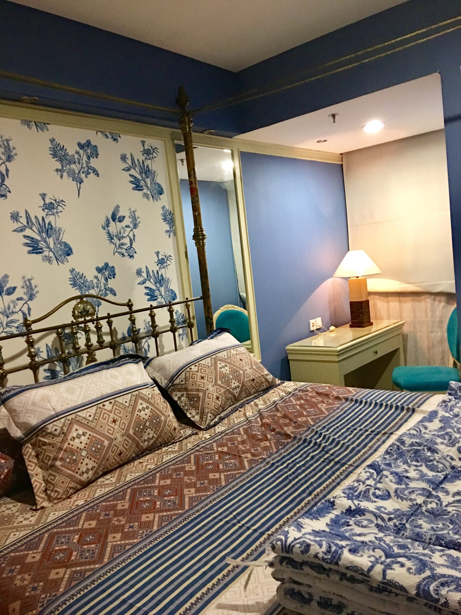 Disewakan apartemen Trillium Surabaya (East Java – Indonesia) – Tengah Kota & Pemandangan Kota – Lt 21.