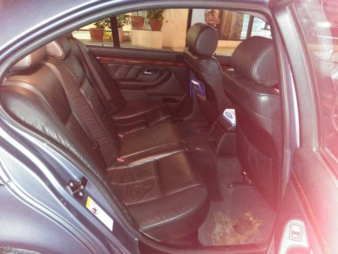 BMW 520i ( Year 2002 ) For Sale