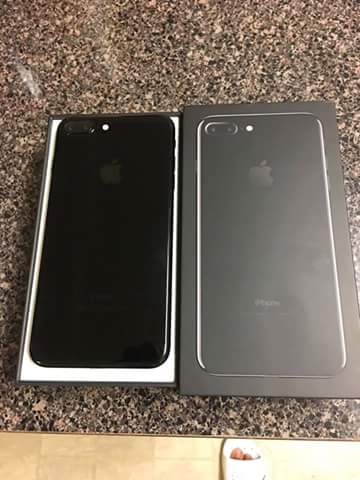 Brand new Unlocked Iphone 8 / 8s / X / XS / XSMax / X 256GB 512GB