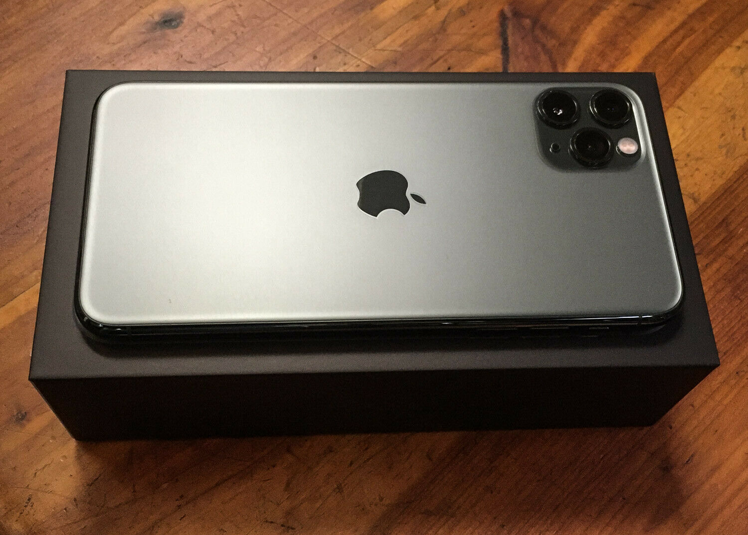 For Sell : Apple iPhone 11/Apple iPhone X/Apple iPhone 8