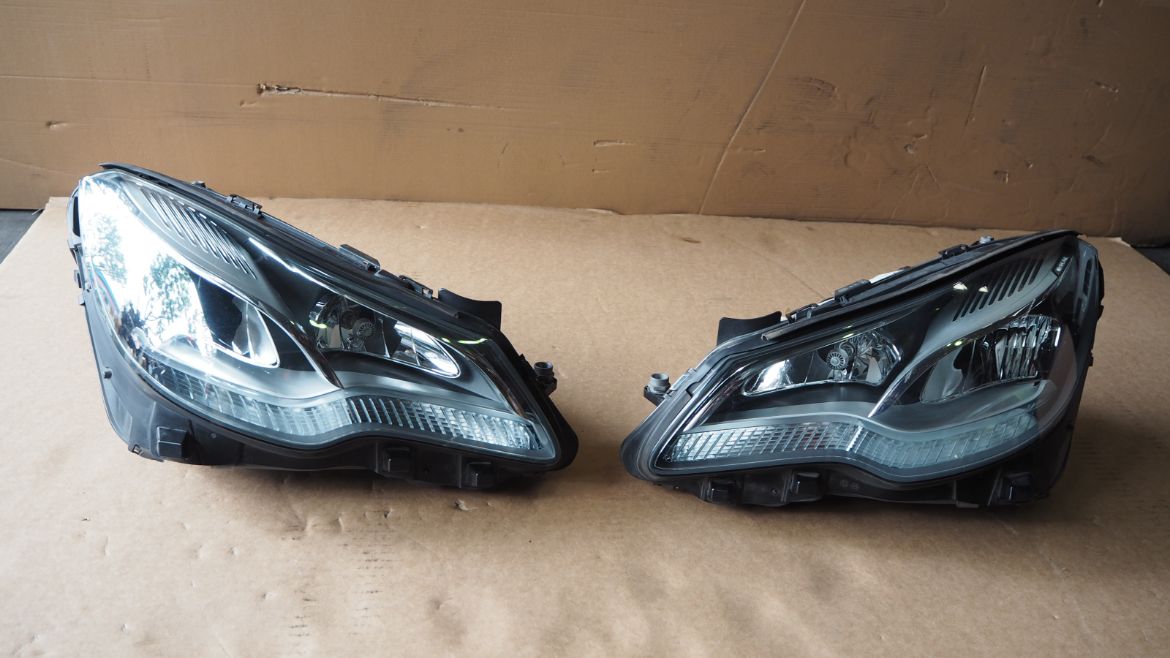 MERCEDES BENZ W207 E200 2018 HEADLAMPS