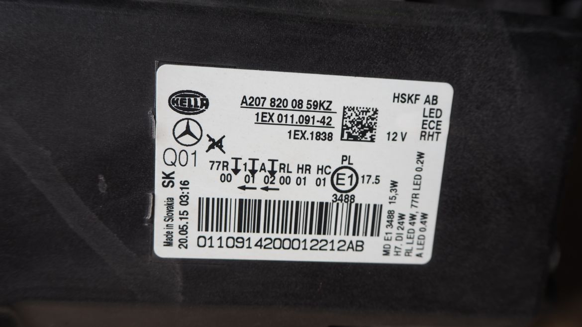 MERCEDES BENZ W207 E200 2018 HEADLAMPS