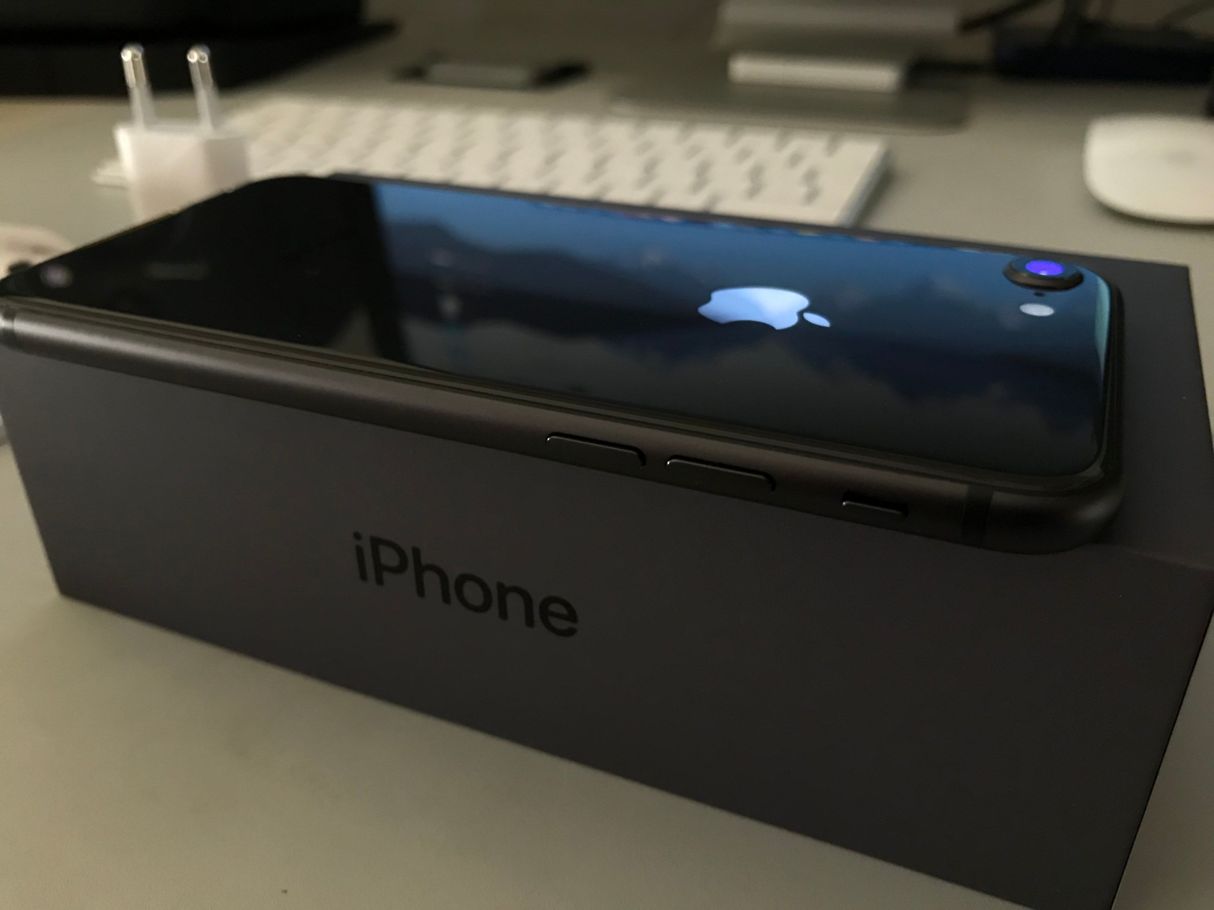 For Sell : Apple iPhone 11/Apple iPhone X/Apple iPhone 8