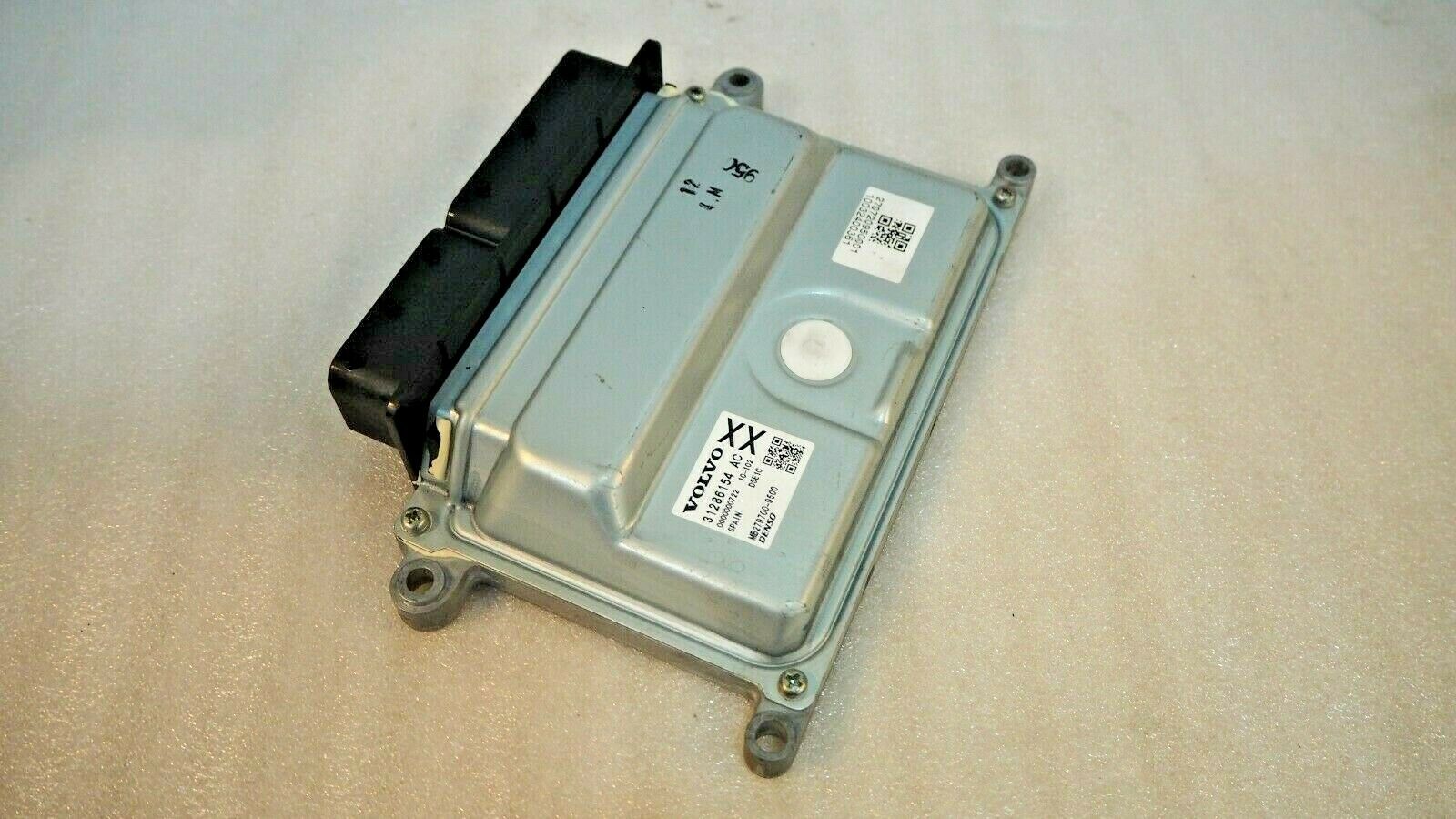 VOLVO XC 60 ENGINE ECU CONTROL MODULE