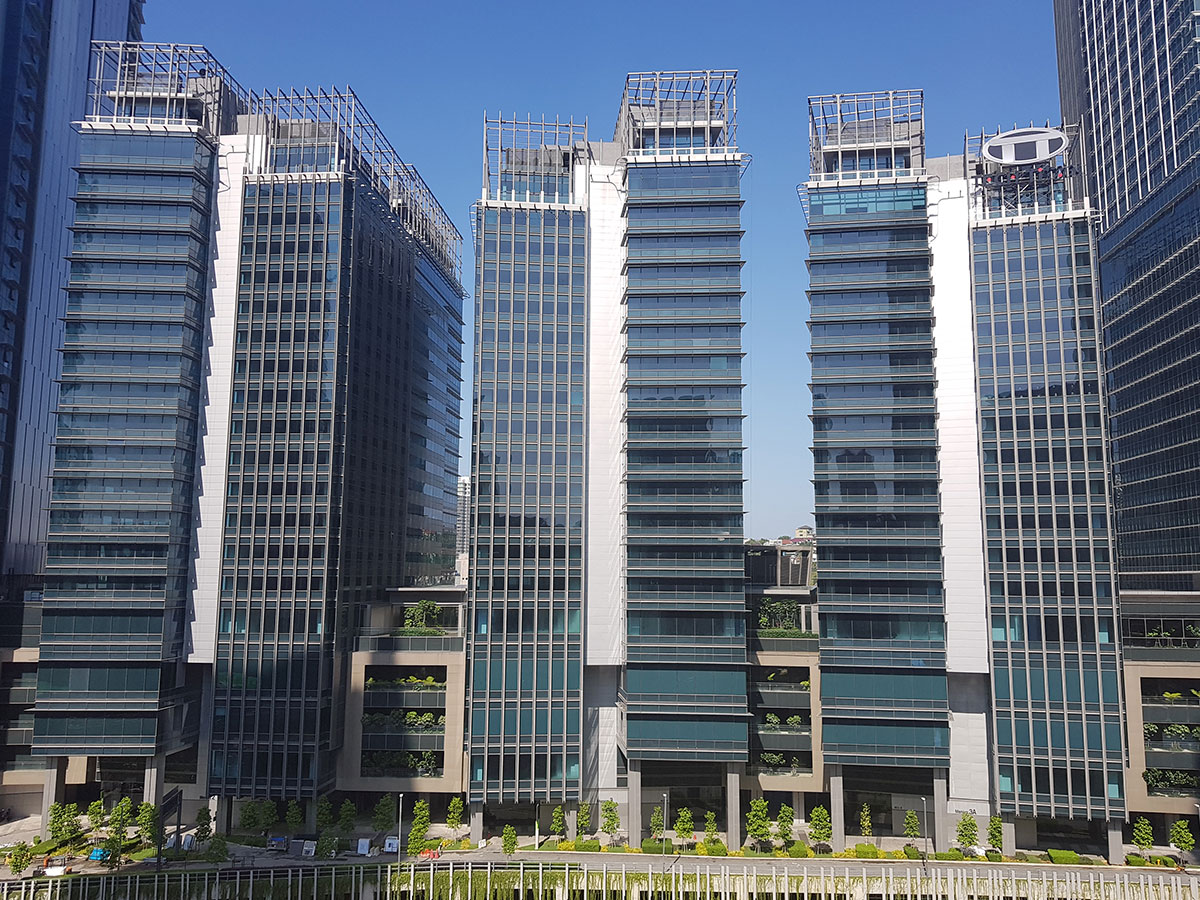 Boutique Pillar Office