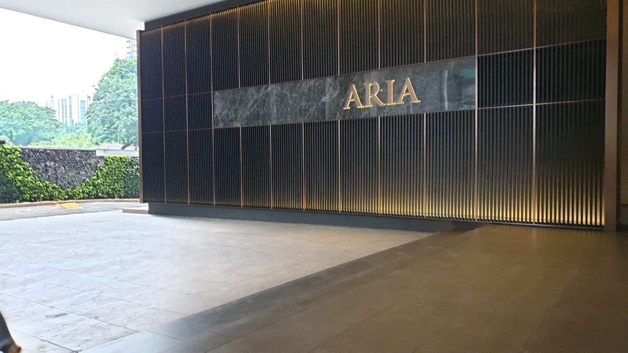 Aria Luxury Residence