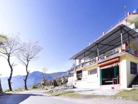 Best lodge in chamoli