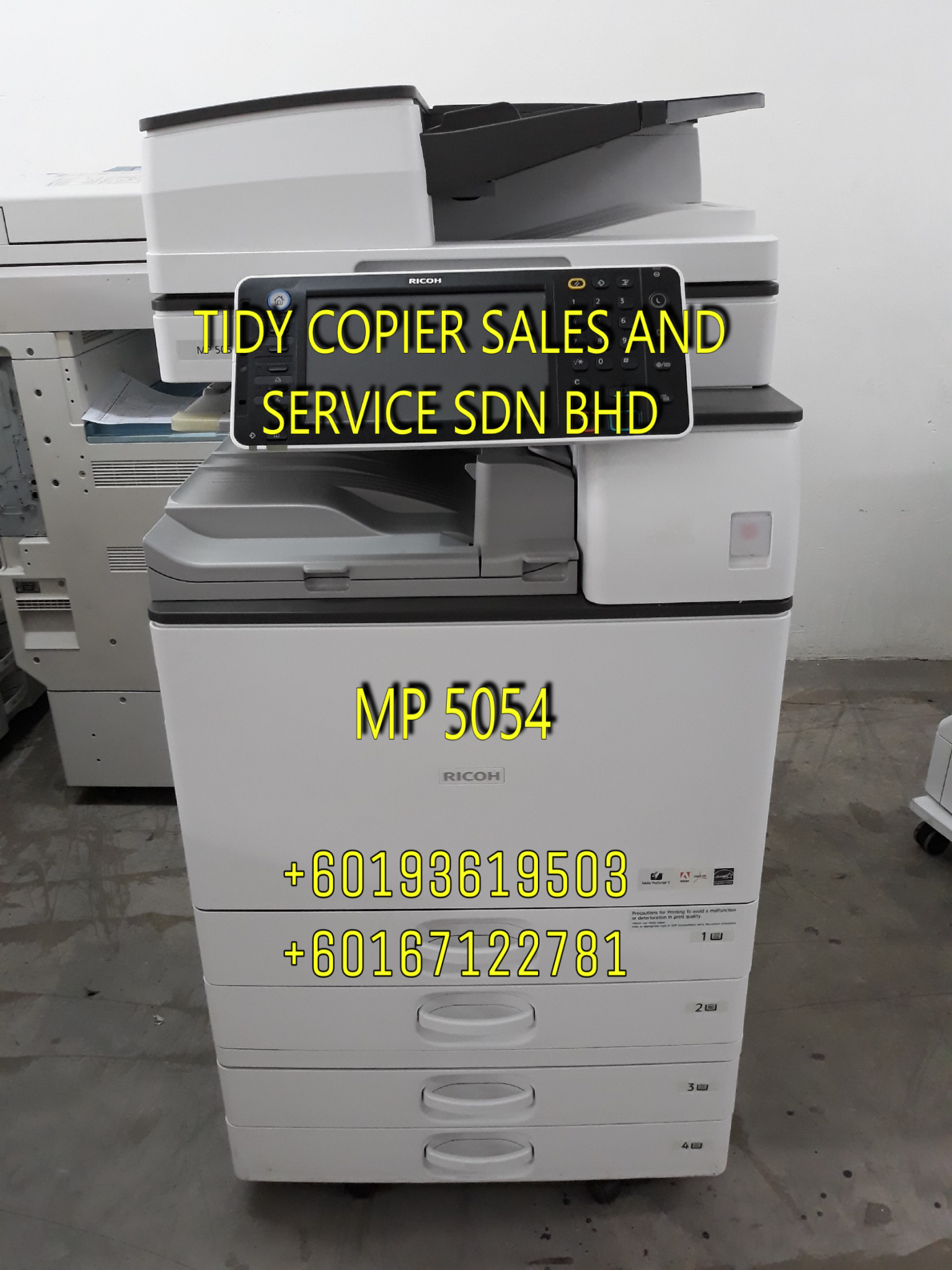 BLACK / WHITE MACHINE MP 5054A