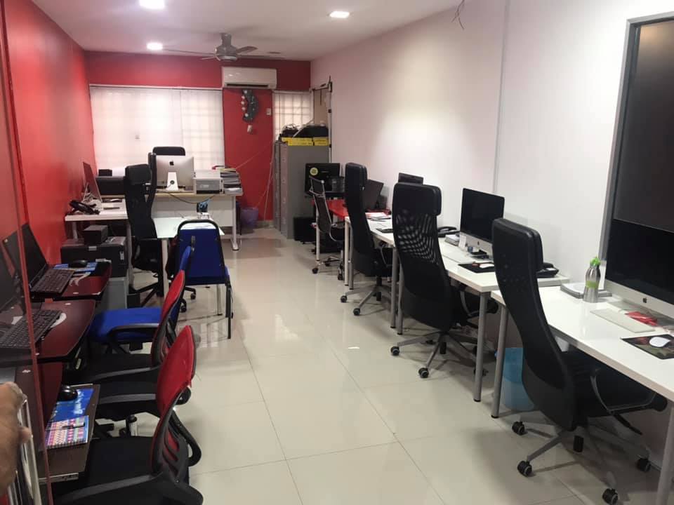 Fully Renovated Office for Sale in USJ 1 ( RM 475K )