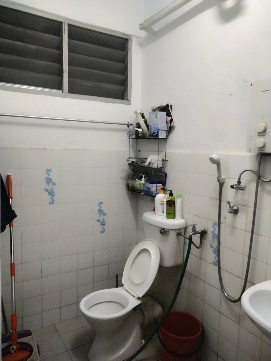 Straits garden residence