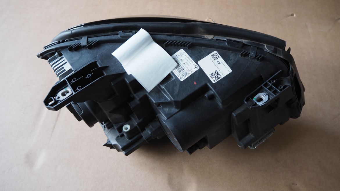 Mercedes Benz W156 GLA45AMG 2016 Headlamp Left For Sale