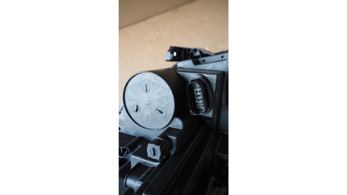 Mercedes Benz W156 GLA45AMG 2016 Headlamp Left For Sale