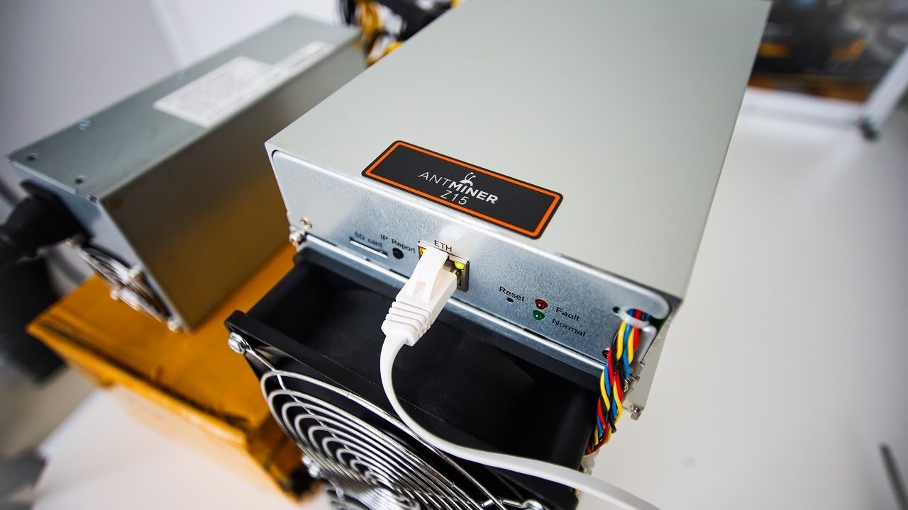 Bitmain Antminer Z15 420 Ksol/s equihash miner