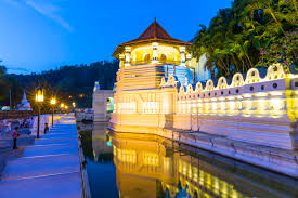 A Weekend Visit to Kandy & Colombo – Deluxe