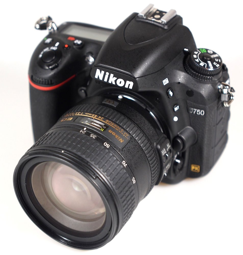 Nikon D5500 Digital SLR Camera