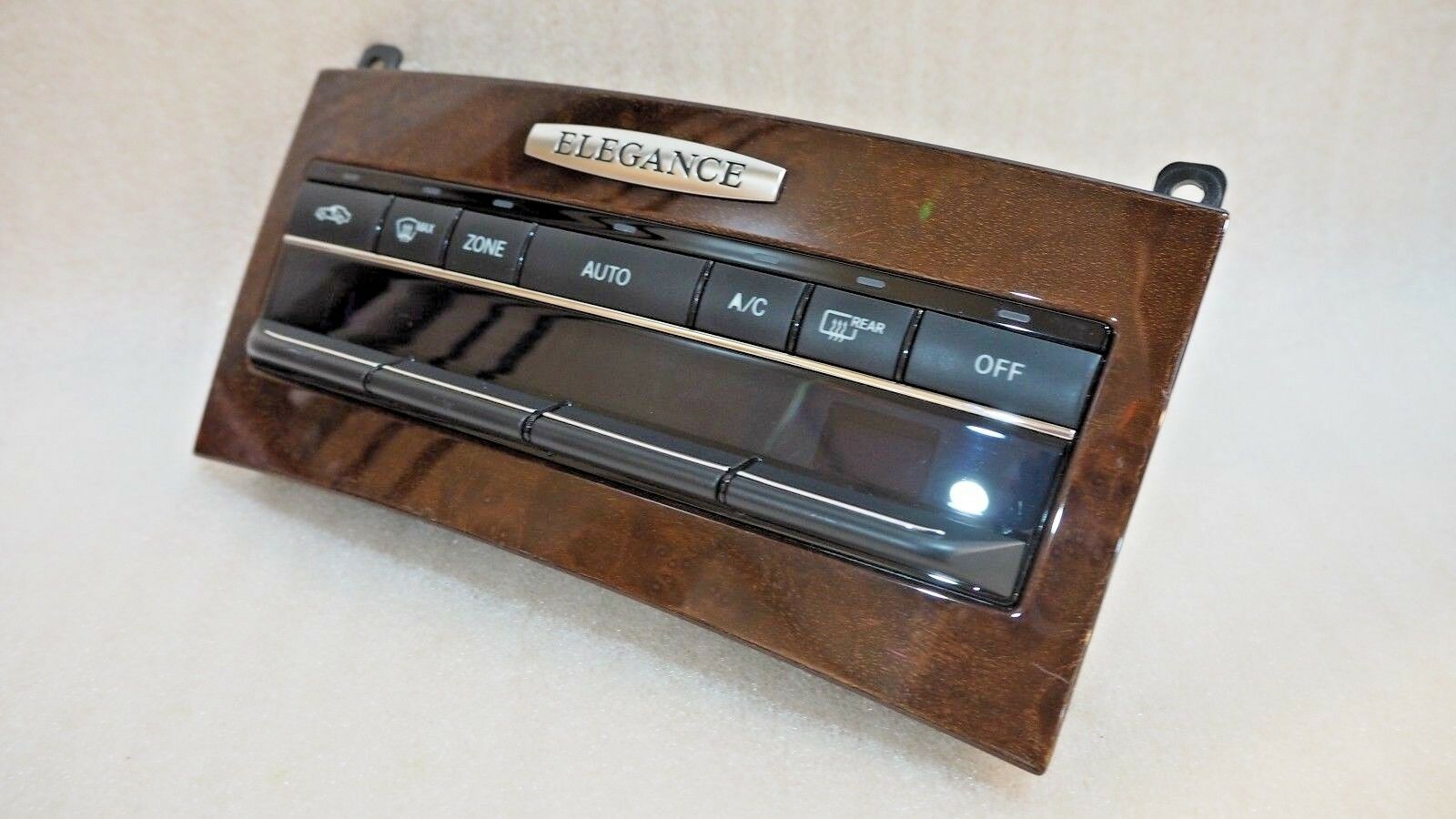 Mercedes W212 E250 BLUEEFFICIENCY 2012 AC Control Panel