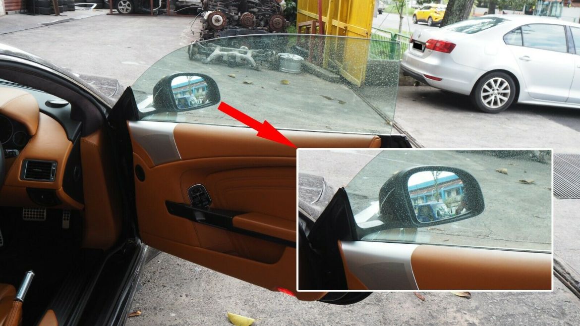Aston Martin DBS Coupe 6.0L 2011 Side Mirror Right