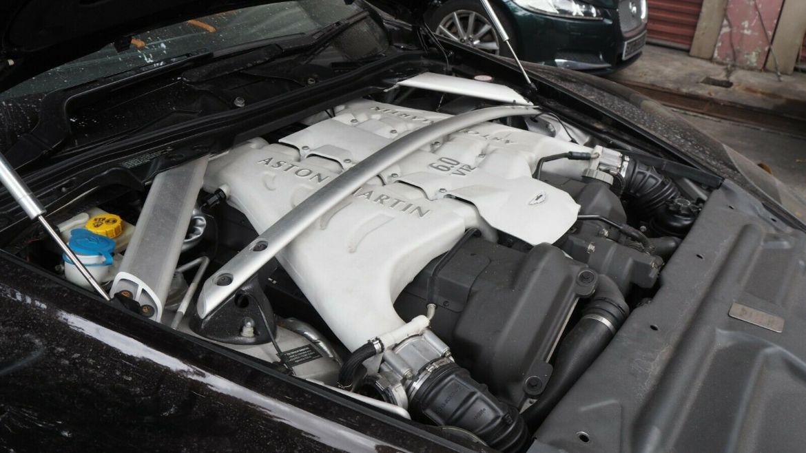 Aston Martin DBS Coupe 6.0L V12 2011 Complete Engine