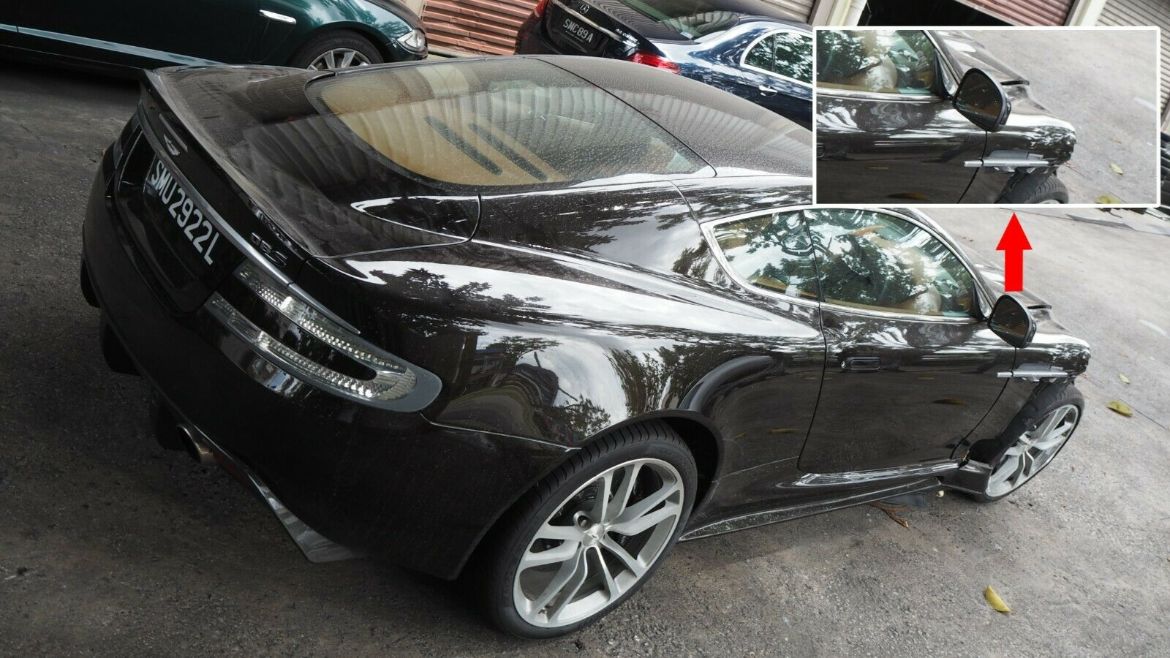 Aston Martin DBS Coupe 6.0L 2011 Side Mirror Right