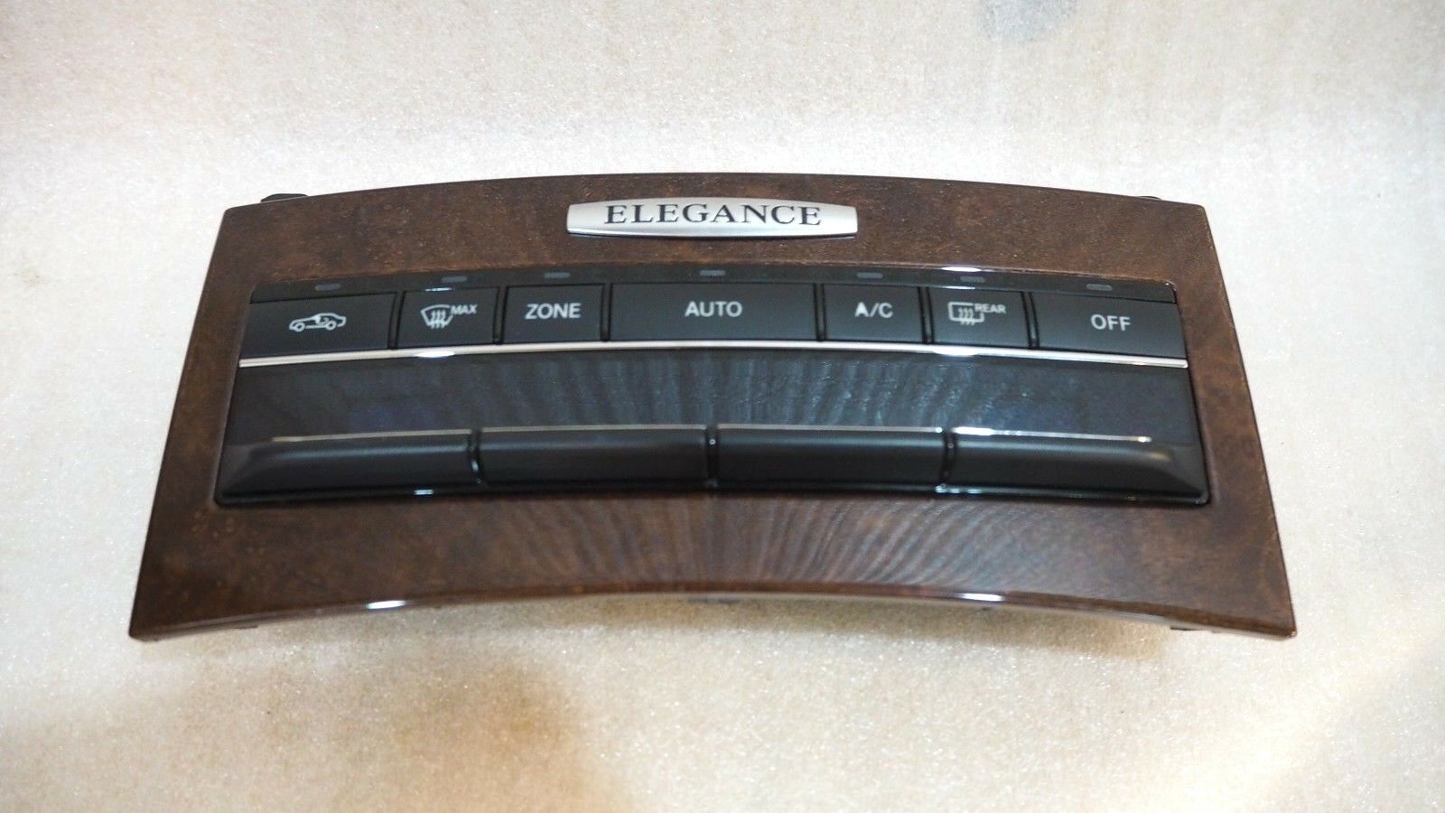 Mercedes W212 E250 BLUEEFFICIENCY 2012 AC Control Panel