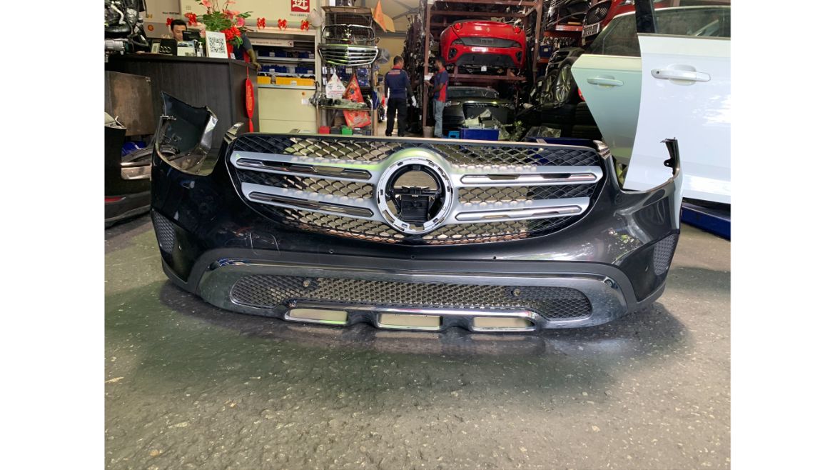 Mercedes Benz W253 GLC 300 2019 Front Bumper