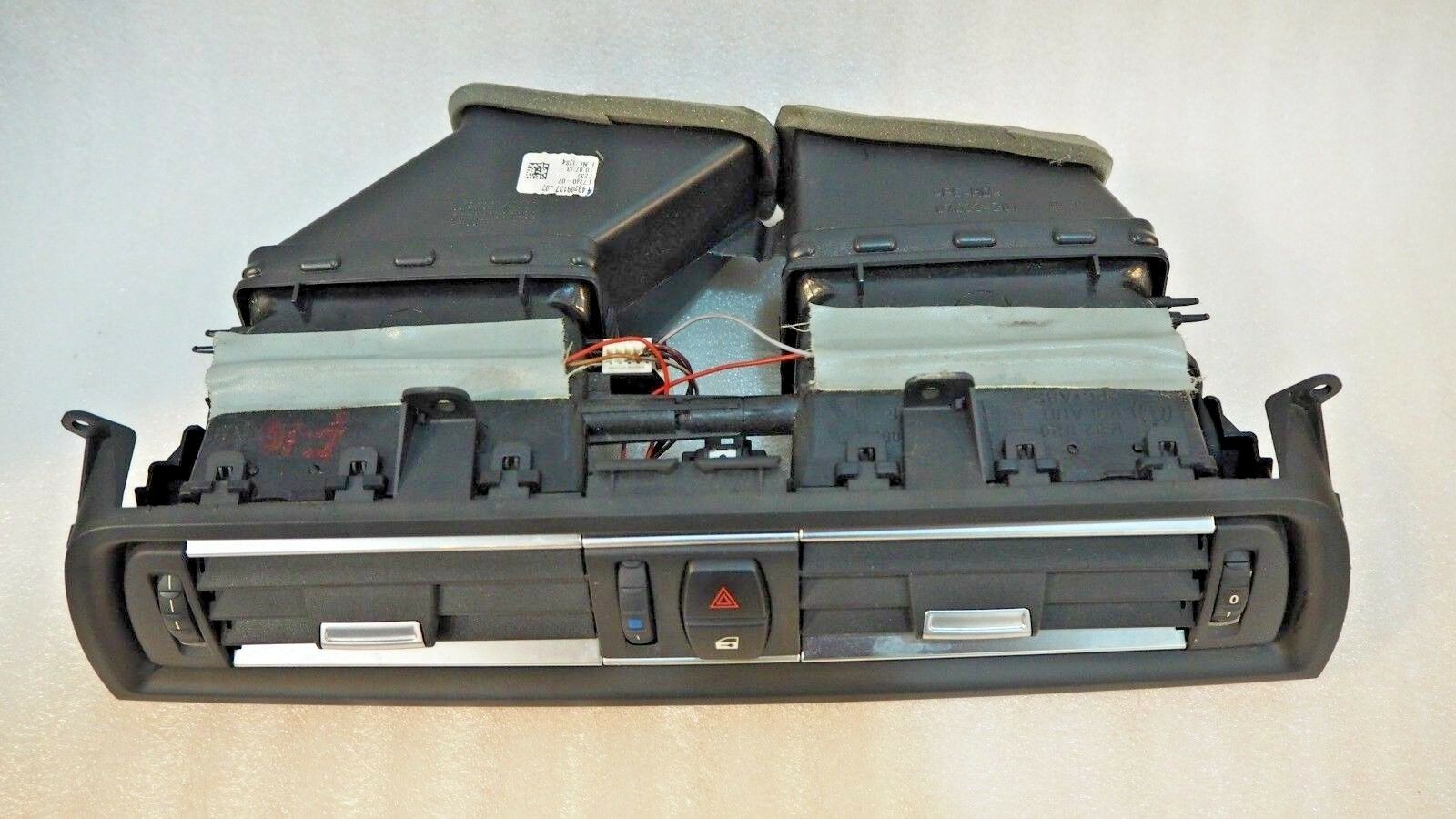 BMW F10 LCI 520i 2013 Front Dashboard AC Vent