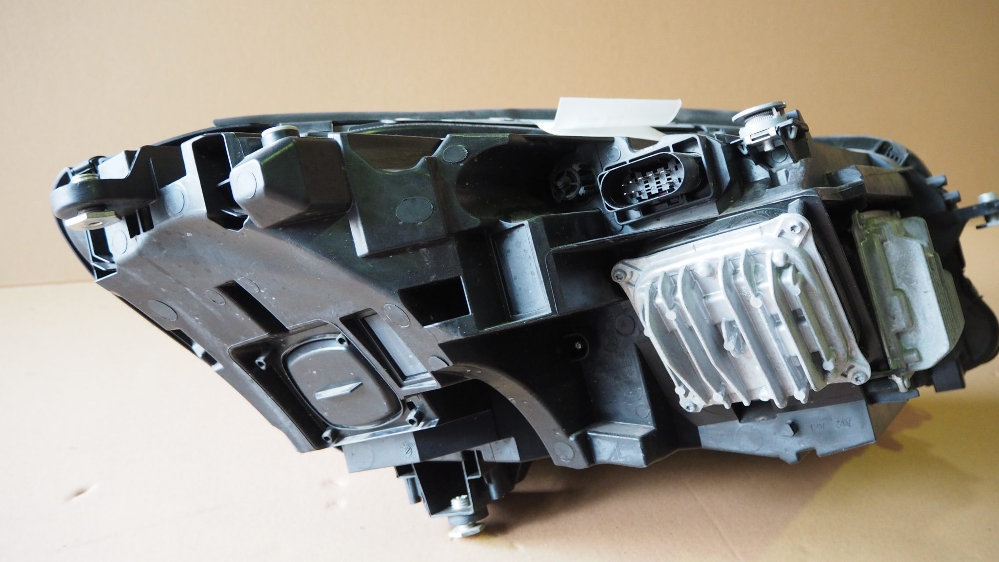 MERCEDES BENZ W222 S400 2017 XENON HEADLAMPS