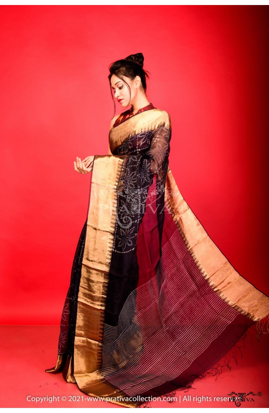 Latest Muslin Jamdani Sarees at a Wholesale Price Online