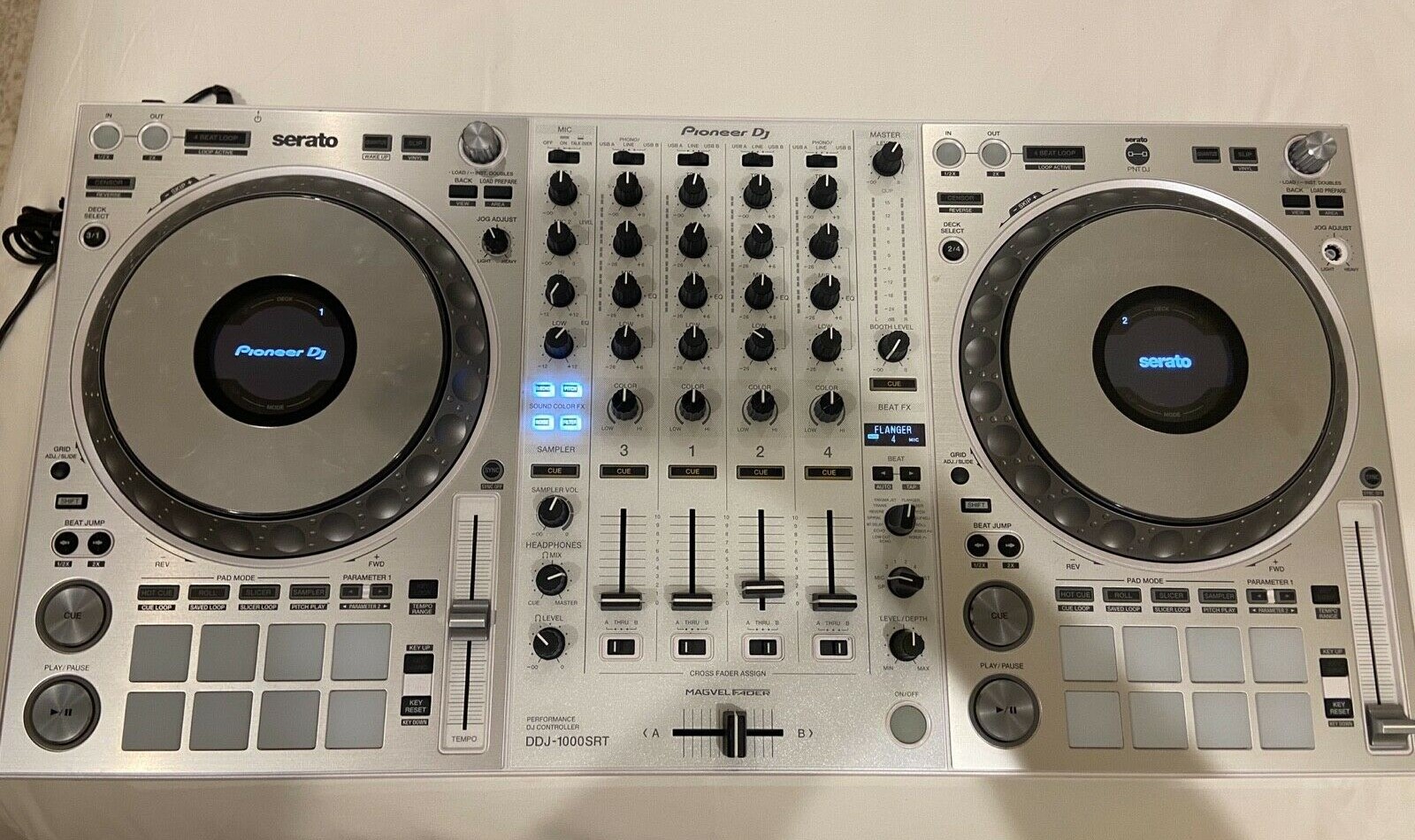 Pioneer Cdj-3000, Pioneer Cdj 2000 Nexus2, Pioneer Djm 900 Nexus2,Pioneer Ddj 1000, Pioneer Ddj 1000srt, Pioneer Ddj Sx3,pioneer Ddj-flx6