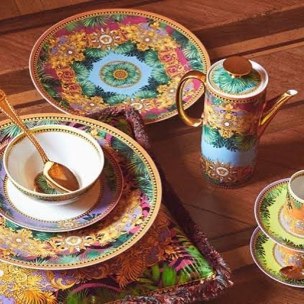 Buy the best Versace plate set – Altius luxury
