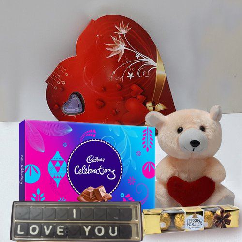 Online Valentine’s Day Gift to Hyderabad under Rs 299 with Free Shipping