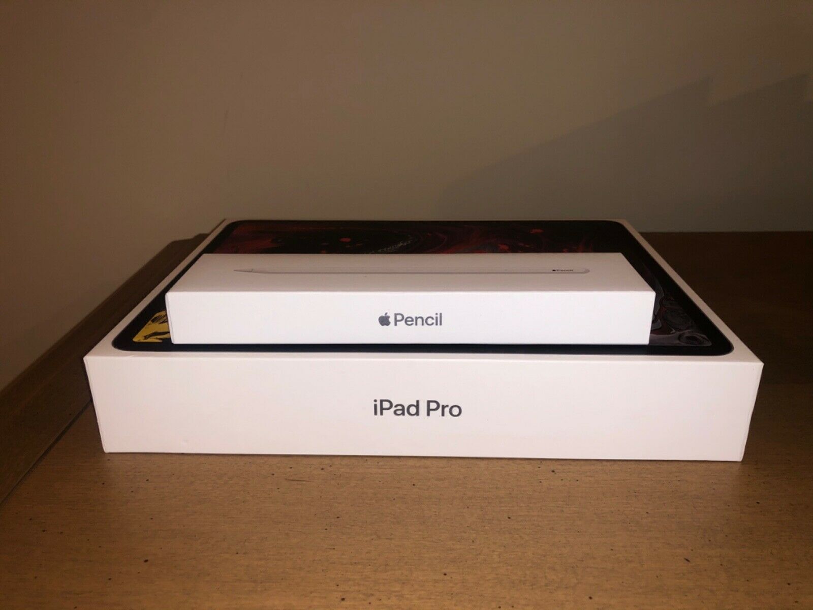 Apple iPad Pro 3rd Gen. 256GB, Wi-Fi, 12.9in – Space Gray w Apple Pencil