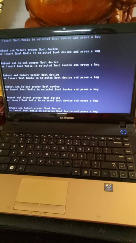 servis format repair komputer laptop macbook area johor bahru