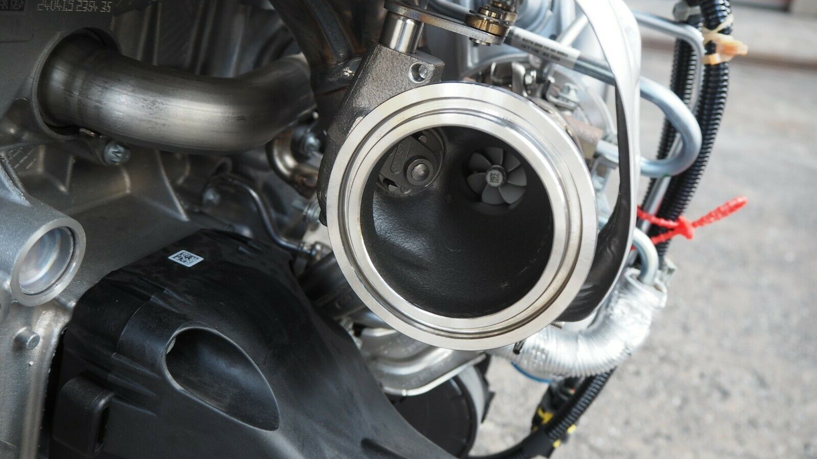 MERCEDES BENZ W205 C200 2019 M264915 COMPLETE ENGINE